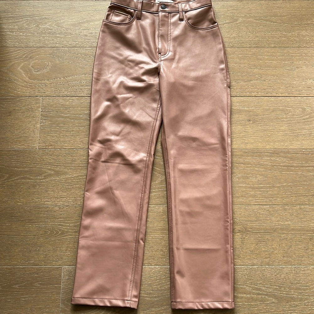 NWT Abercrombie & Fitch The 90’s Straight Ultra High Rise Vegan Leather Pant 27